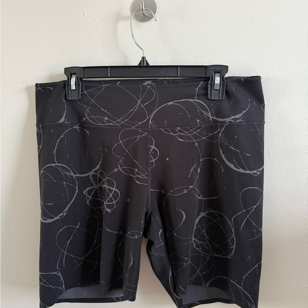Uniqlo Black Bike Shorts with Gray Scribble Print